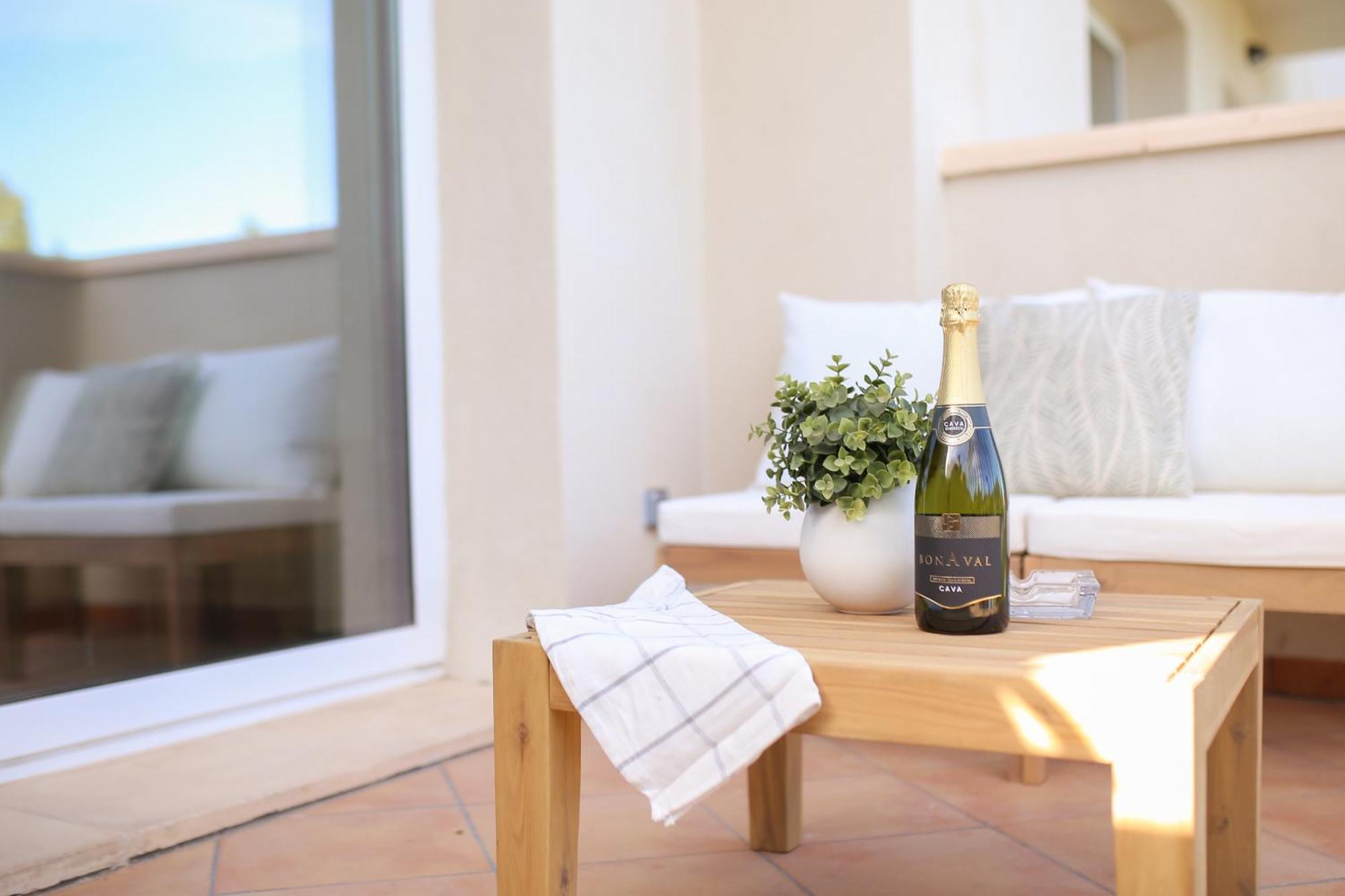 Appartement Modern Flat With Montgo View à Dénia Extérieur photo